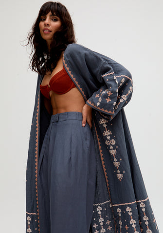 Gloral Edge To Edge Embroidered Kimono In Grey