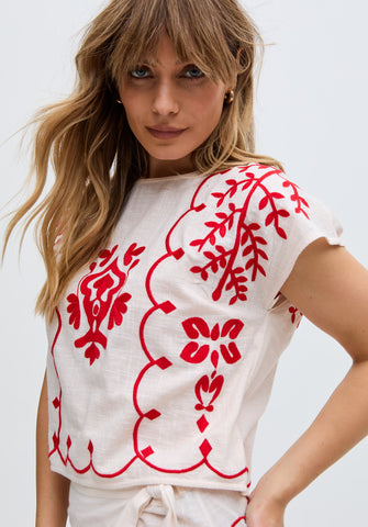 Fraya Cross Hatch Embroidered Crop Top In White