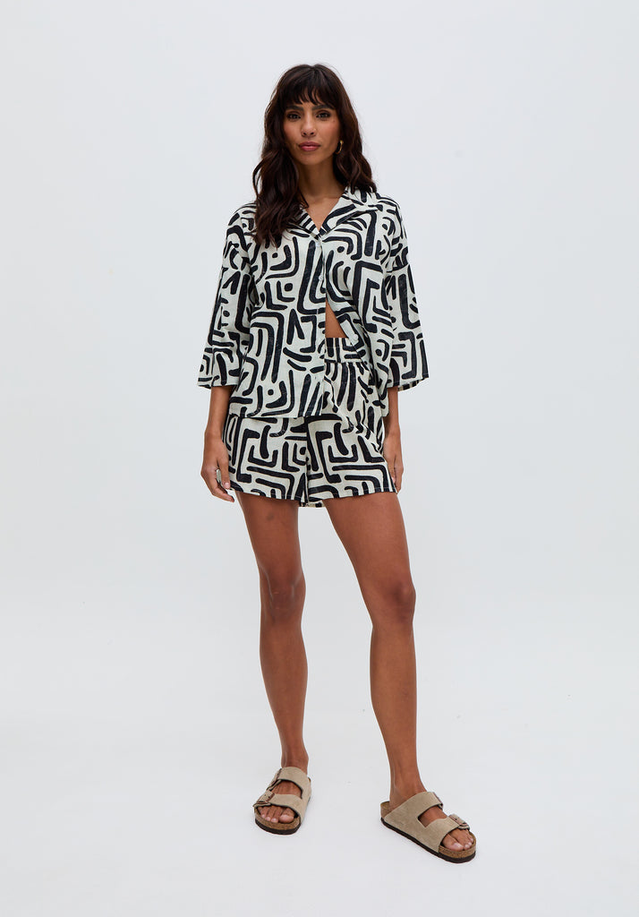 Womens Button Down black and white abstract Print Shirt In Multi - image 1